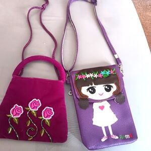 Pair of girls shoulder purses